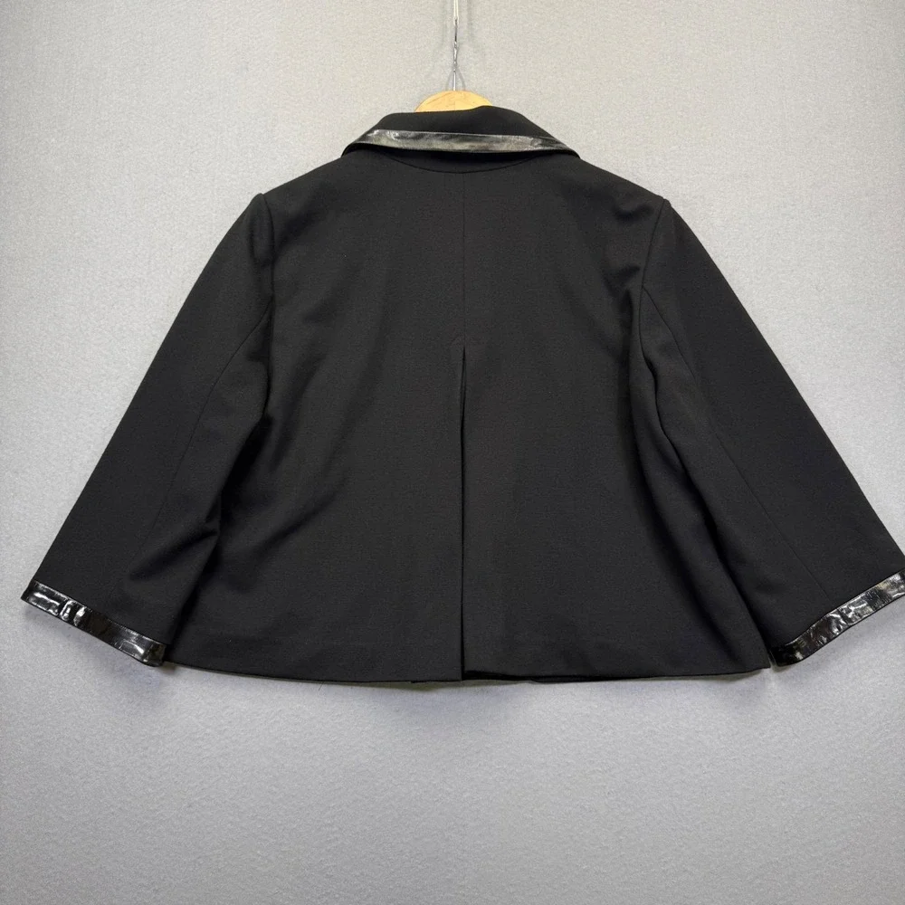 Sandro Sportswear‎ Womens Black Cropped Jacket Faux Leather Trim Size L Collared